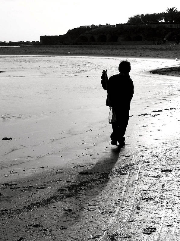 Photo of a child and his shadow